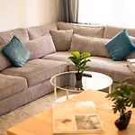 Truth - Kingsize Bett - Smart Tv - Modern - Top Anbindung